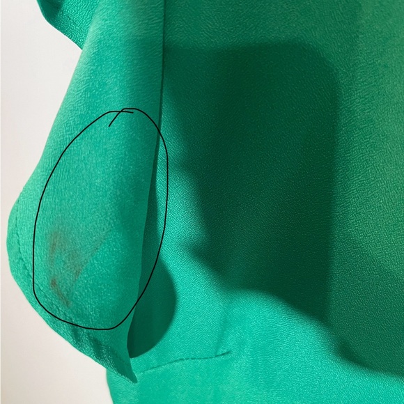 Green High Low Top Size Medium - Picture 7 of 7